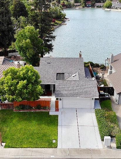 1st image of 2641 Meadow Lake Dr