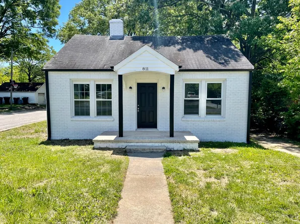 811 Dana Pl, Greensboro, NC 27406