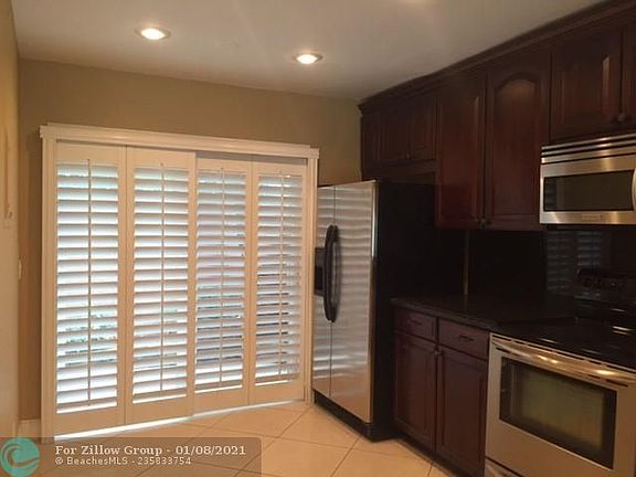 4th image of 2227 Florida Blvd