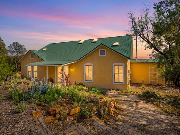 36 San Sebastian Rd, Santa Fe, NM 87505