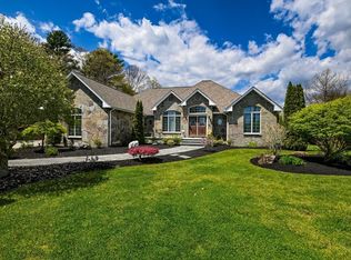 219 Leonard St, Acushnet, MA 02743
