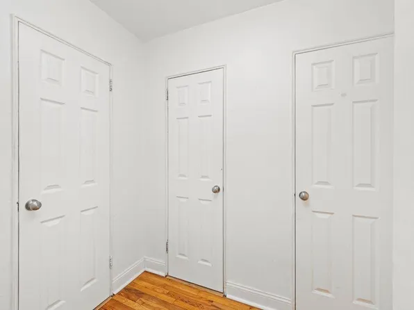 15 Oliver Street image 10 of 21