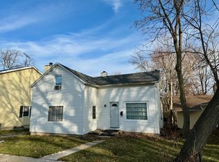 634 S Main St, Naperville, IL 60540