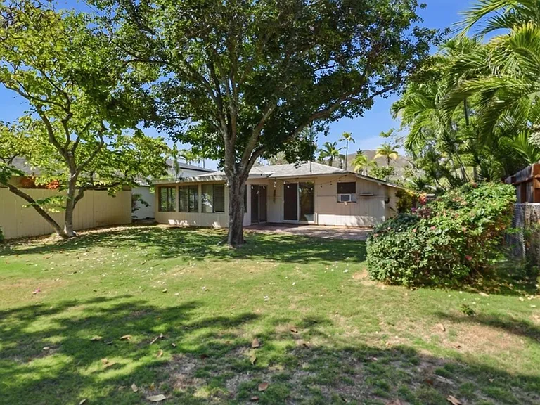 1032 Kainui Dr — Photo 13