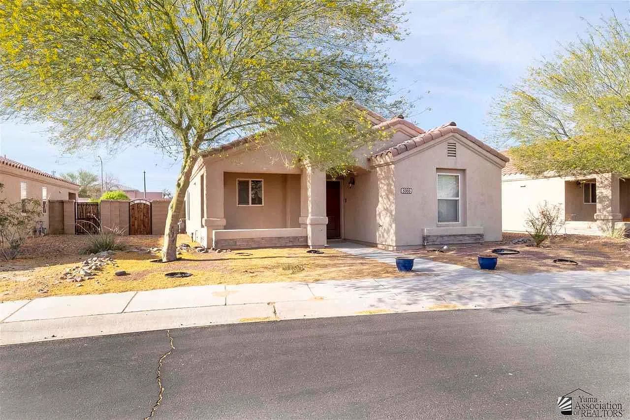 3 bed, 1545 sqft, $1,850 — Photo 2