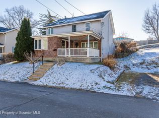 1862 Yard Ave, Scranton, PA 18508