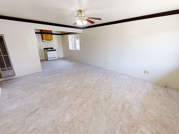 2nd image of 926 Park Ave #926