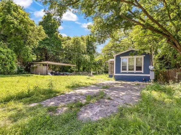 120 Huling Dr, Azle, TX 76020