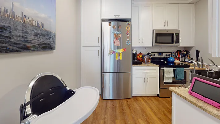 Rented by Bond New York | media 22