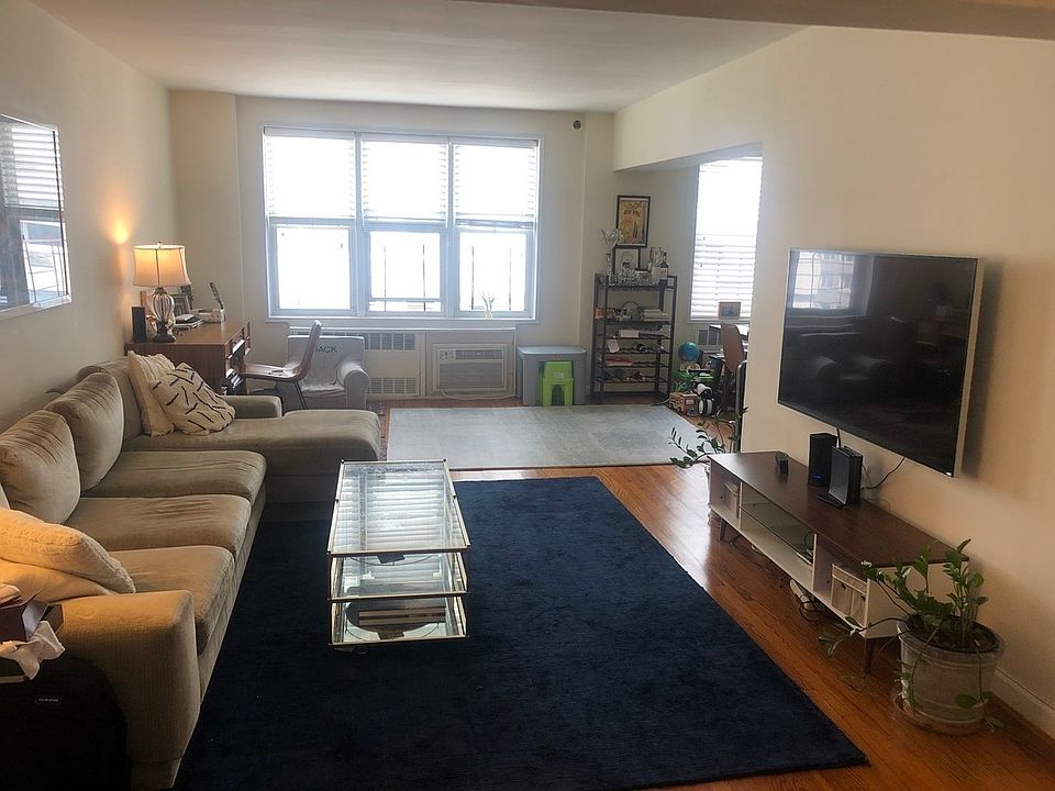 1st image of 86 W 12th St APT 6A