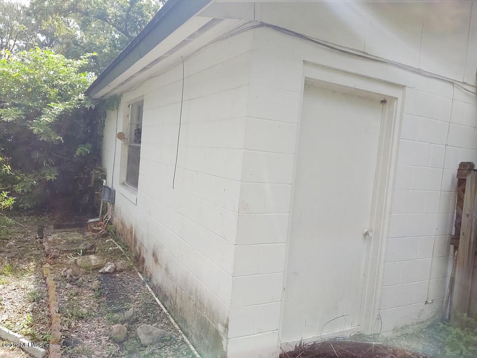 2nd image of 7545 Necia Dr