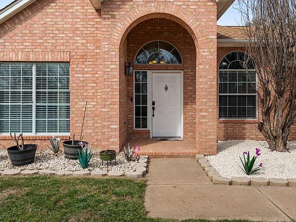 3rd image of 1721 Purple Martin Cv