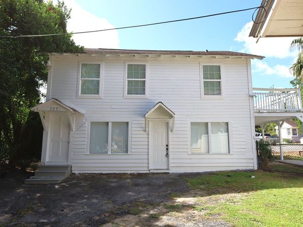 105 1/2 W Jane St