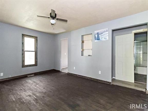 4th image of 2807 S Nebraska St