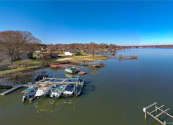 4th image of 8135 Mountain Shore Dr