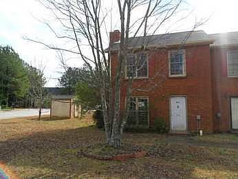 2nd image of 682 Redland Dr