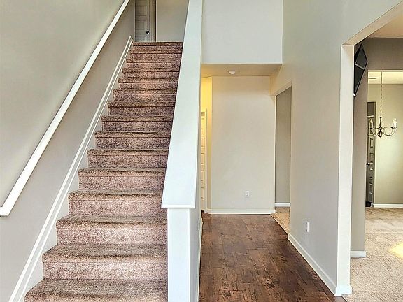 5th image of 312 Rambling Hills Way