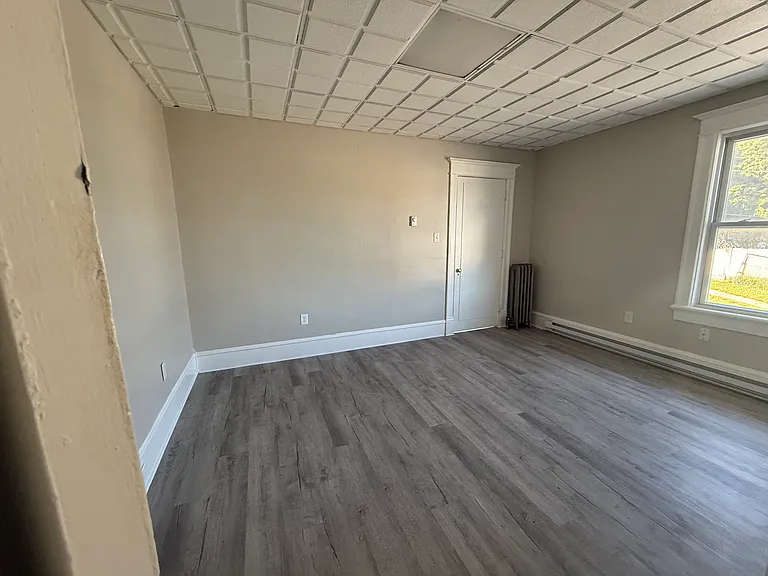 331 Cedar Ave #3 — Photo 3