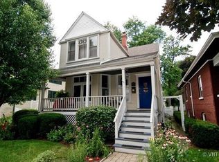 3510 Clinton Ave, Berwyn, IL 60402