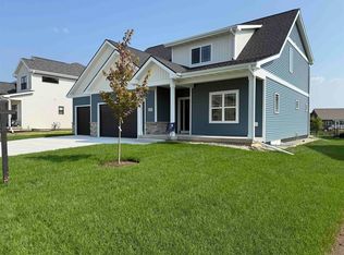 1273 Stonehaven Dr, Sun Prairie, WI 53590