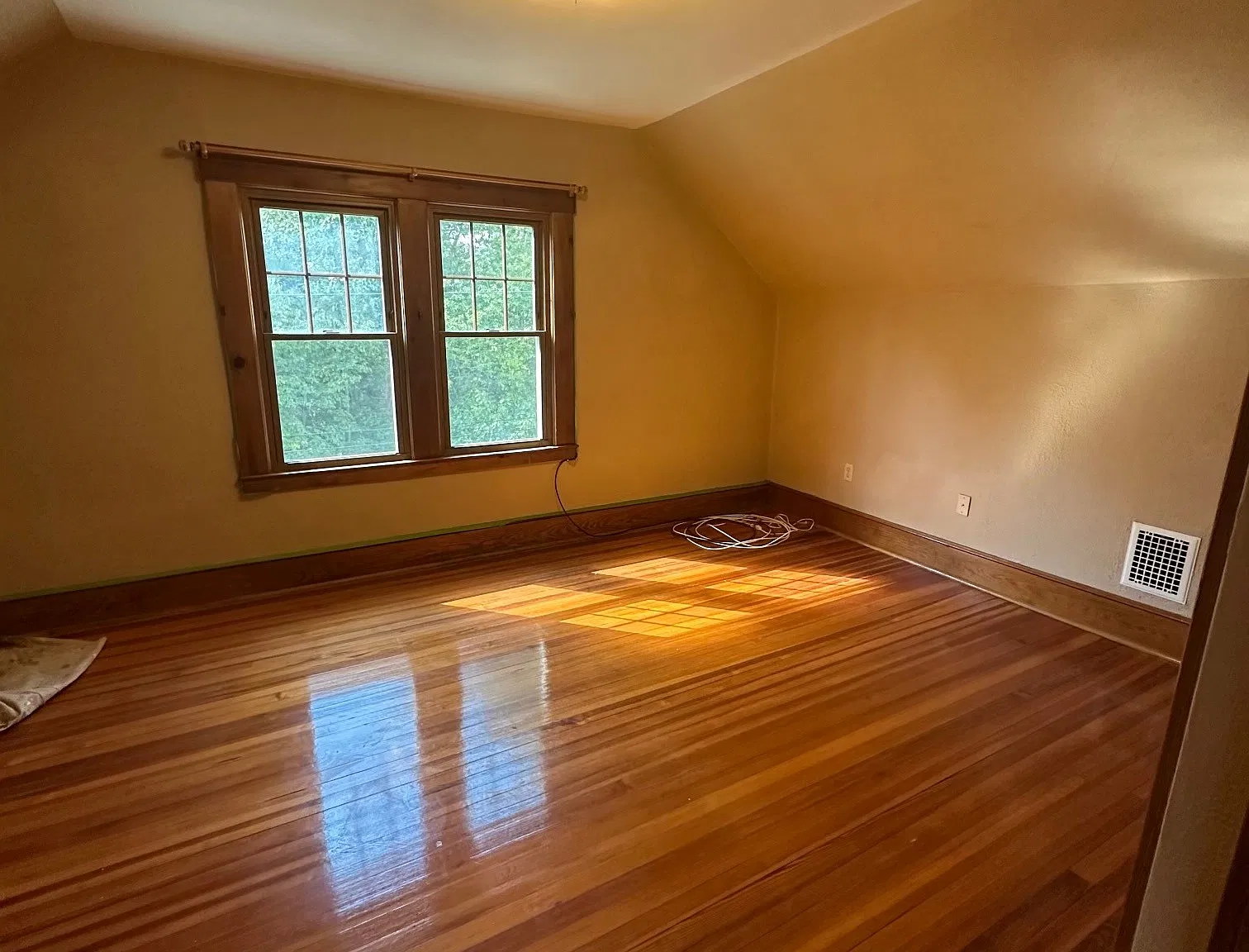 1 bed, 700 sqft, $1,300 — Photo 4