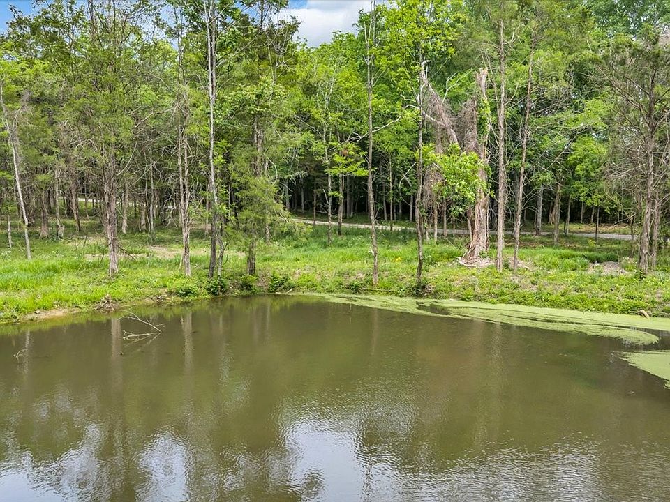 1st image of 2827 Unionville Rd