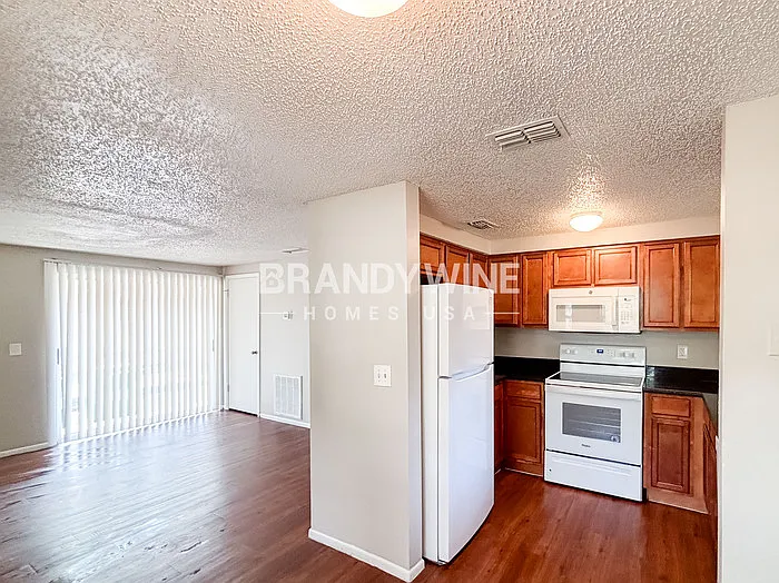 7308 S Kissimmee St — Photo 6