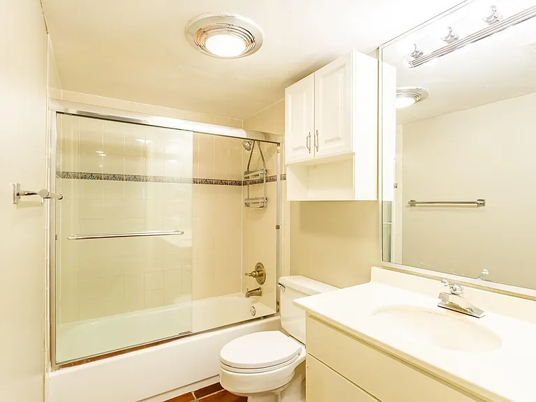 2349 Albans Rd #1 — Photo 11