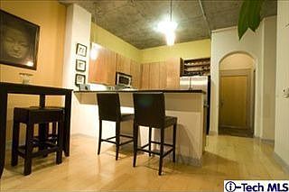 4th image of 840 E Green St Unit 328