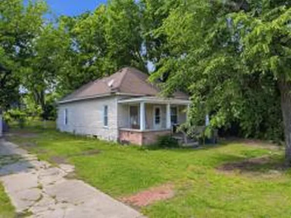 805 S Seneca Ave, Bartlesville, OK 74003