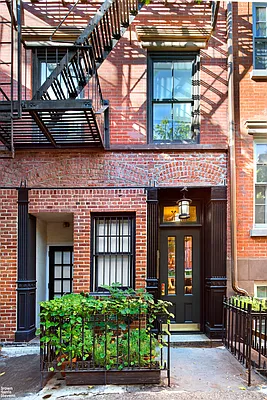 Sold by Brown Harris Stevens | media 13