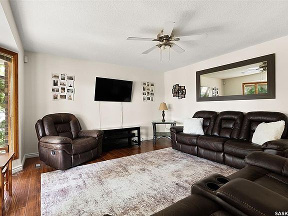 5th image of 90 Walden CRESCENT