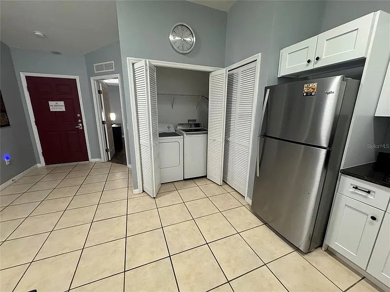 2802 Club Cortile Cir #B — Photo 14