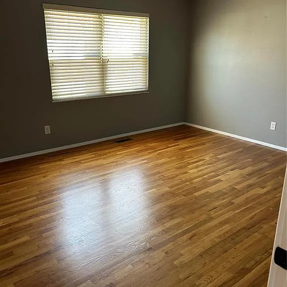 829 Lesparre Dr — Photo 20