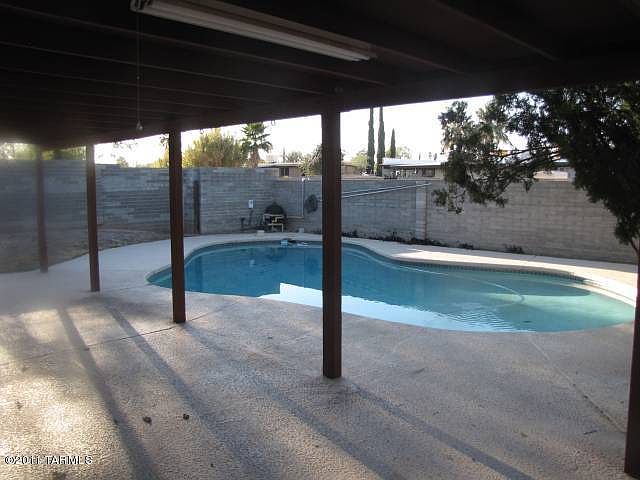 1st image of 9410 E Palm Tree Dr