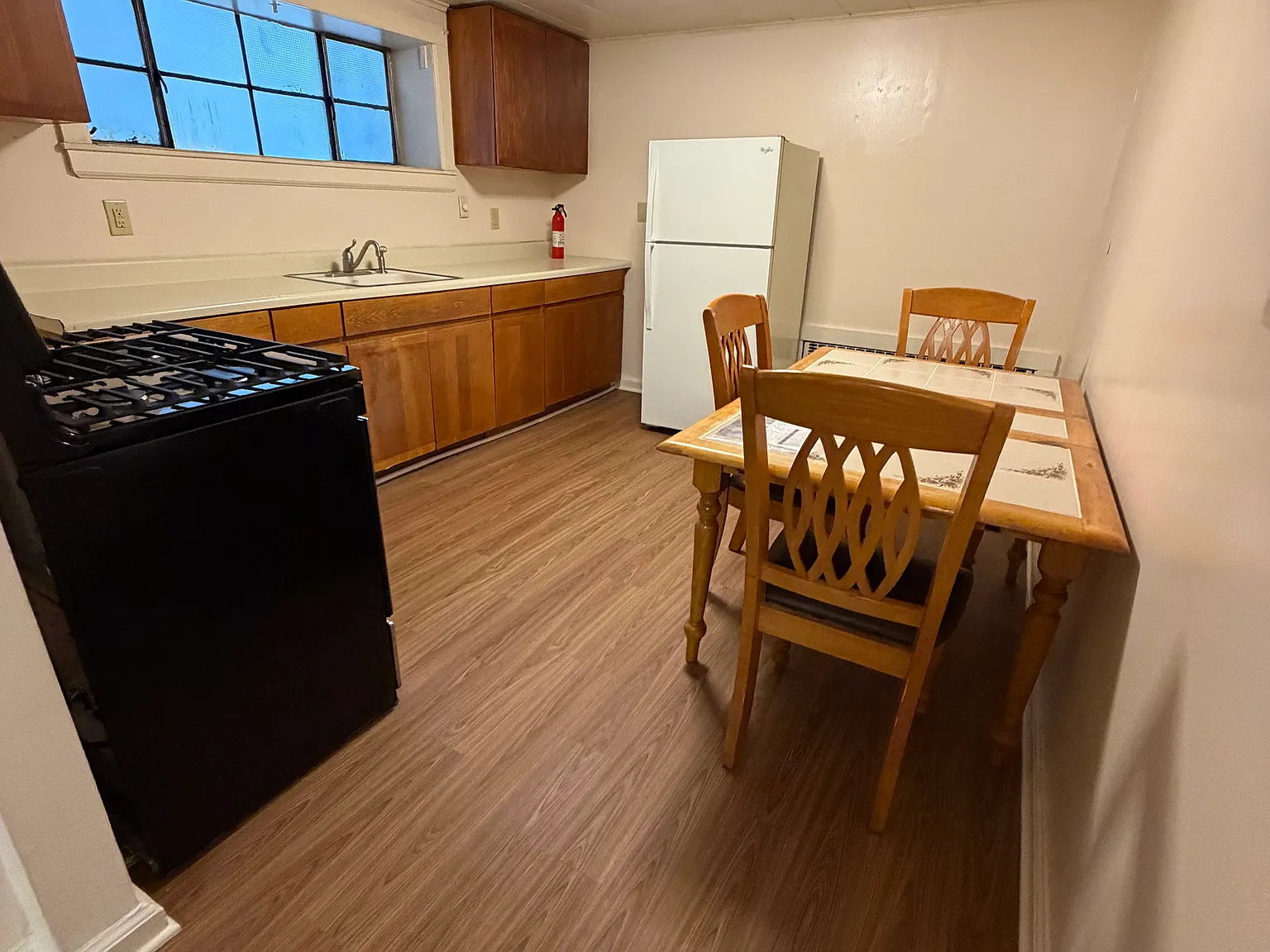 1 bed, 800 sqft, $1,750 — Photo 3