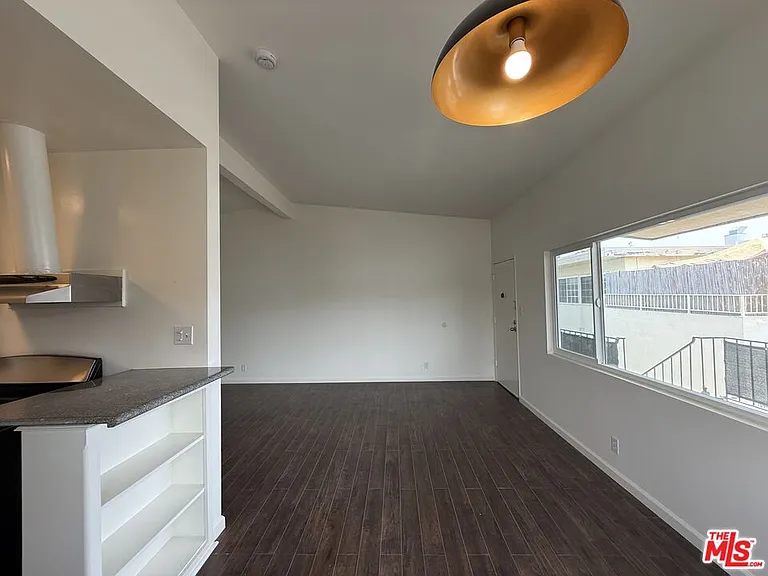 1428 11th St #10 — Photo 32