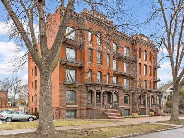 703 Laurel Ave APT 2W, Saint Paul, MN 55104