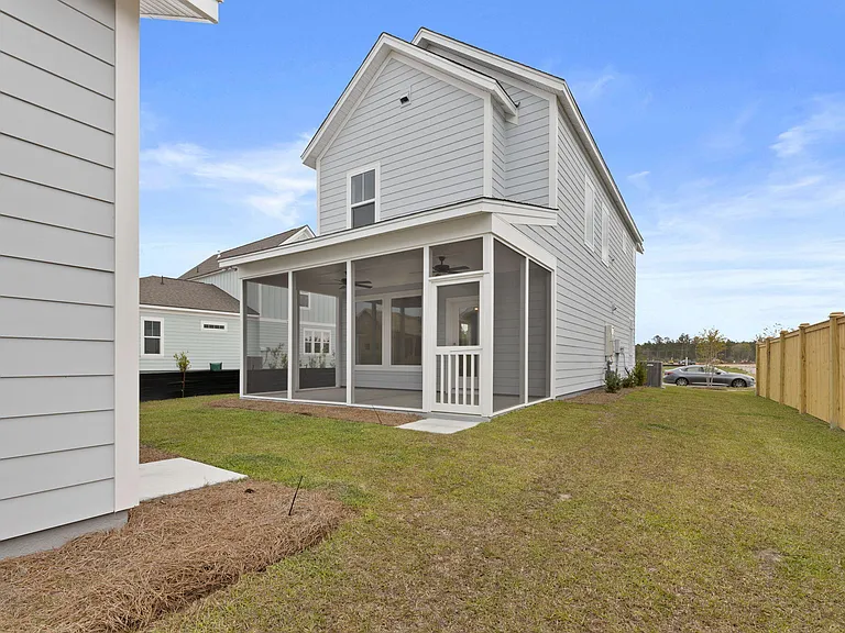 543 Rhythm St — Photo 23