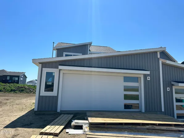 4505 47th St NW, Mandan, ND 58554