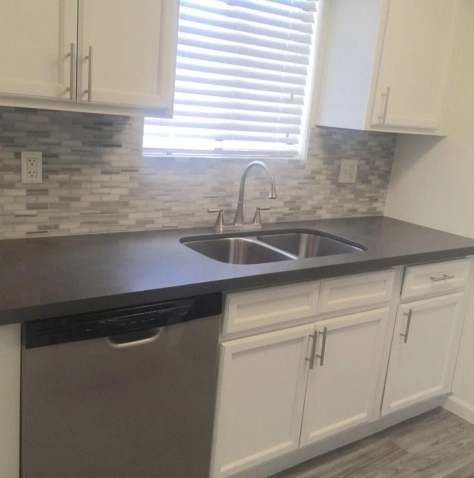 1227 S Dorsey Ln — Photo 1