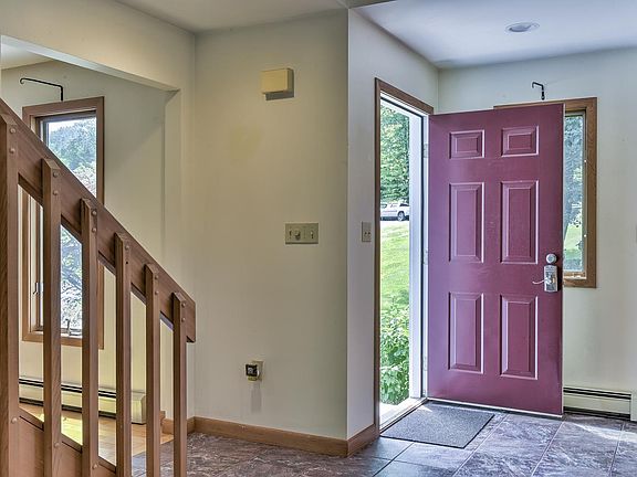 5th image of 257 Valley Park Dr