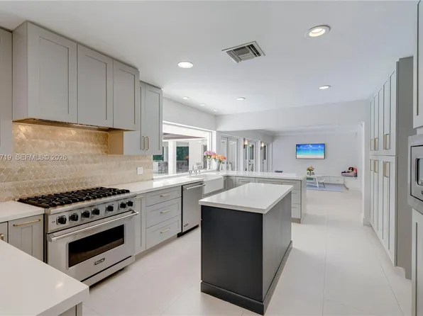 6700 SW 117th St, Pinecrest, FL 33156