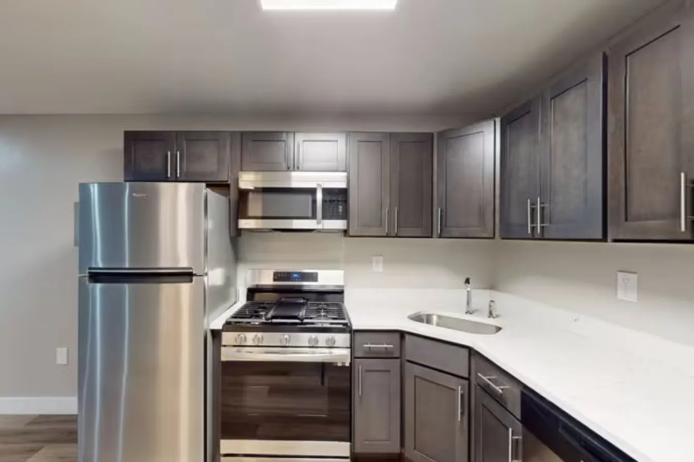 Concord Apartments — Photo 1