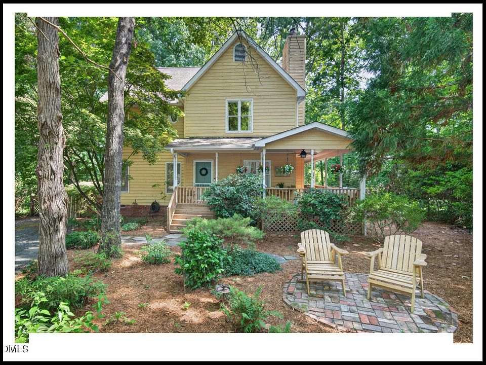 1st image of 107 Alba Ln