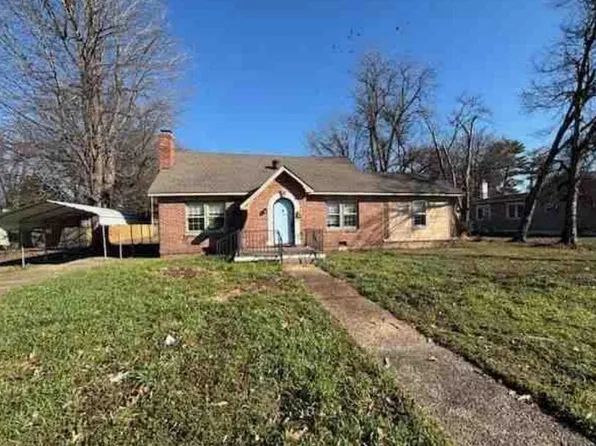 306 W 4th St, Portageville, MO 63873