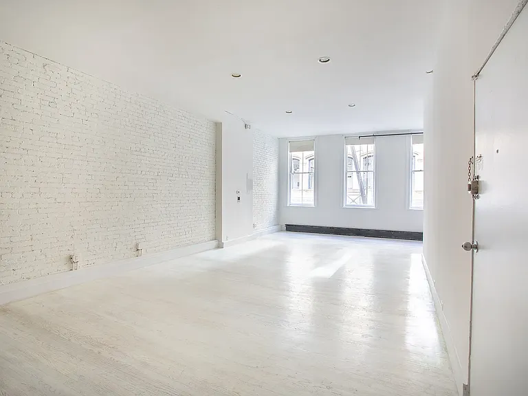 93 Grand St #3 — Photo 10