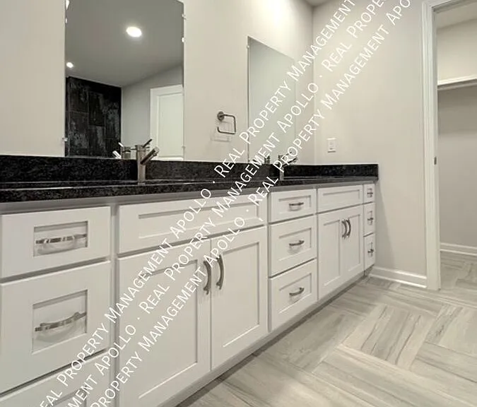 141 Victoria Ln — Photo 16