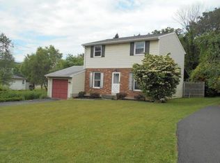 409 Old Lane Rd, Vestal, NY 13850