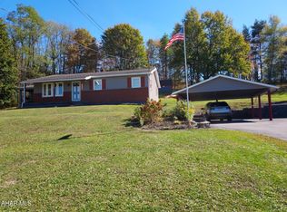 942 Level Rd, Lilly, PA 15938